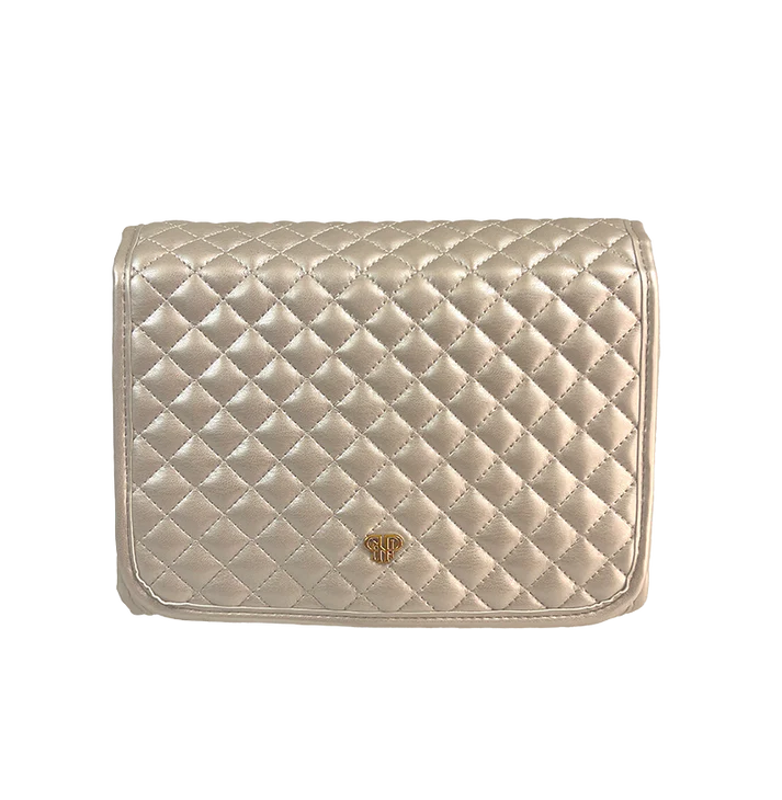 GETAWAY TOILETRY CASE - PEARL QUILTED